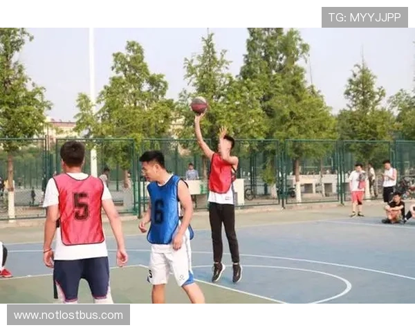 沉浸在星空体育app中，感受体育比赛带来的热血激情